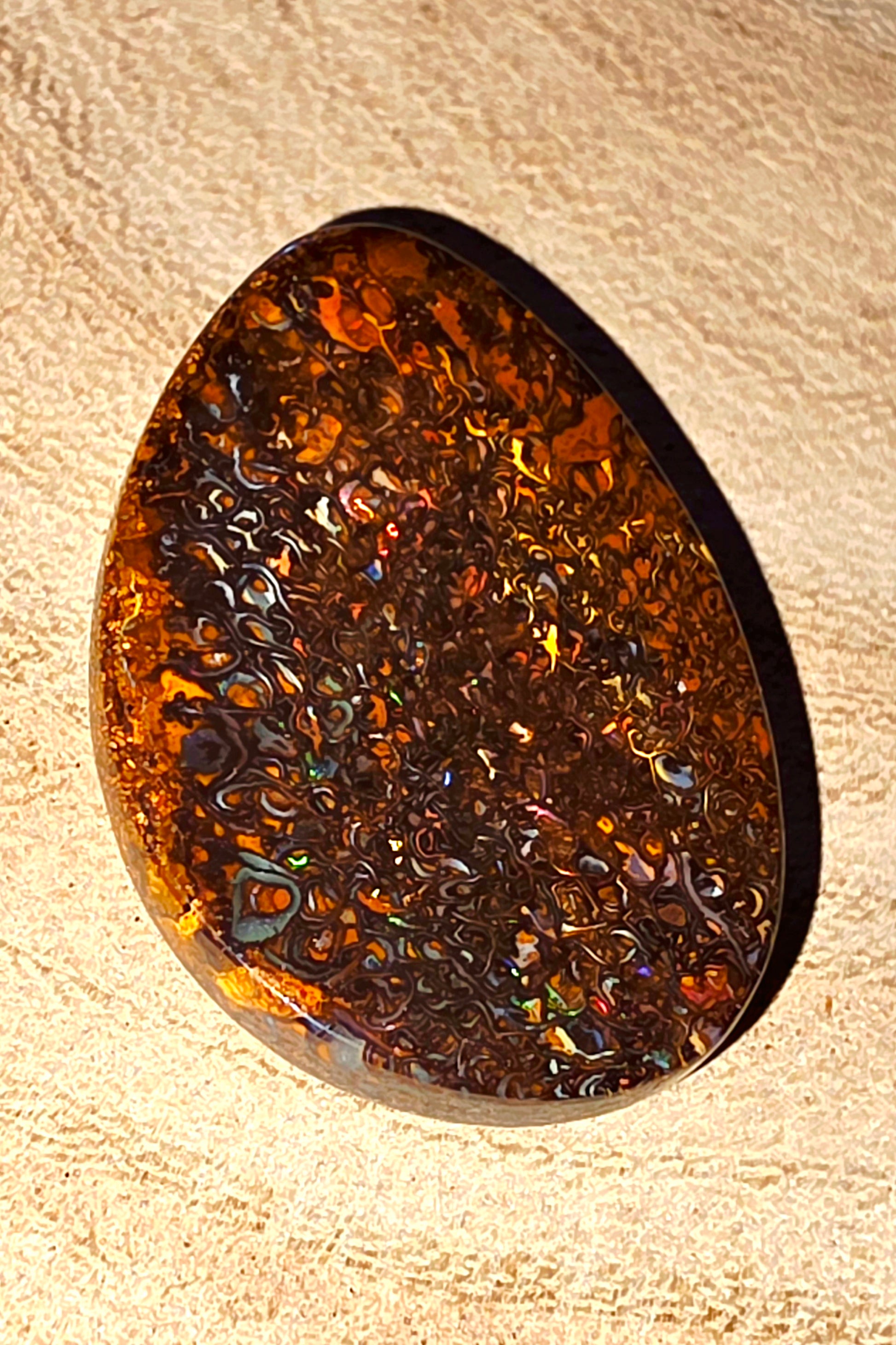 Solid Boulder Opal – Green, Orange & Blue Pinfire