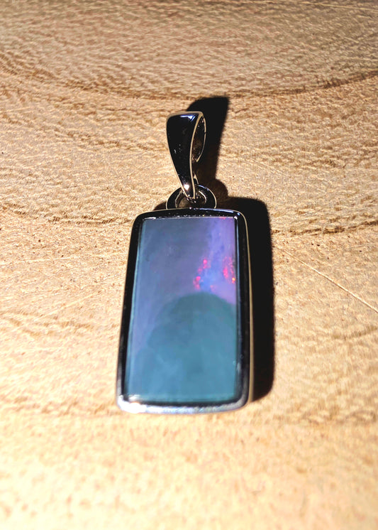 Rectangle Silver Pendant – Pink Flash Boulder Opal