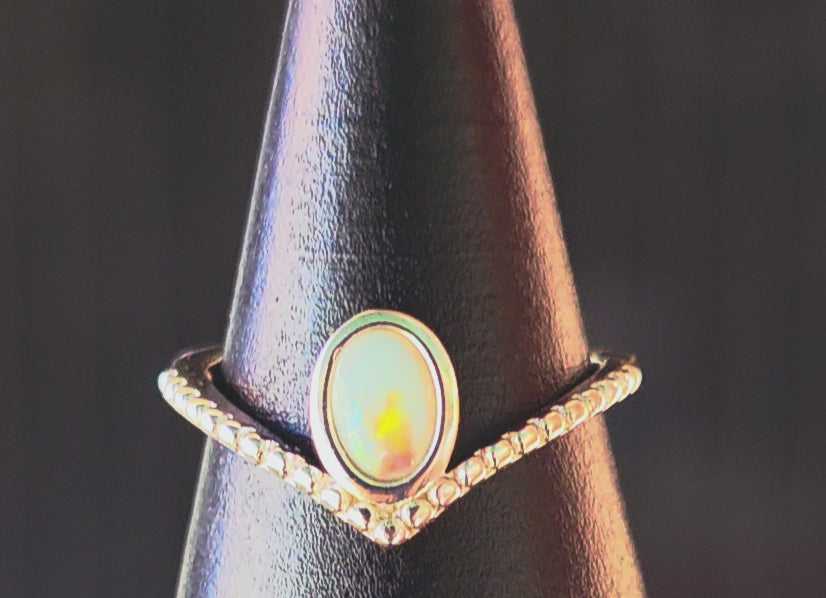 Crystal Opal Ring - Red Orange Green, Broad Flash 925 Silver