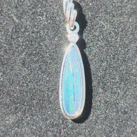 Boulder Opal Pendant - Blue‑Green Rolling Flash with Centre Stripe 925 Silver