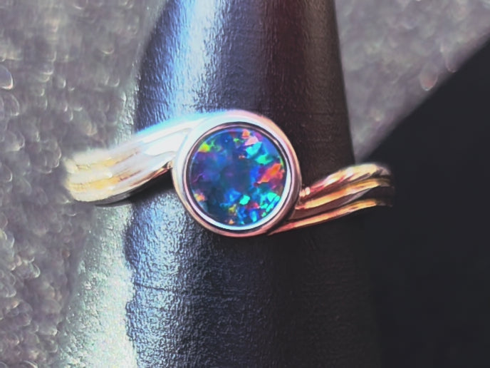 Round Boulder Opal Waves Ring - Multi‑Colour Broad Flash 925 Silver